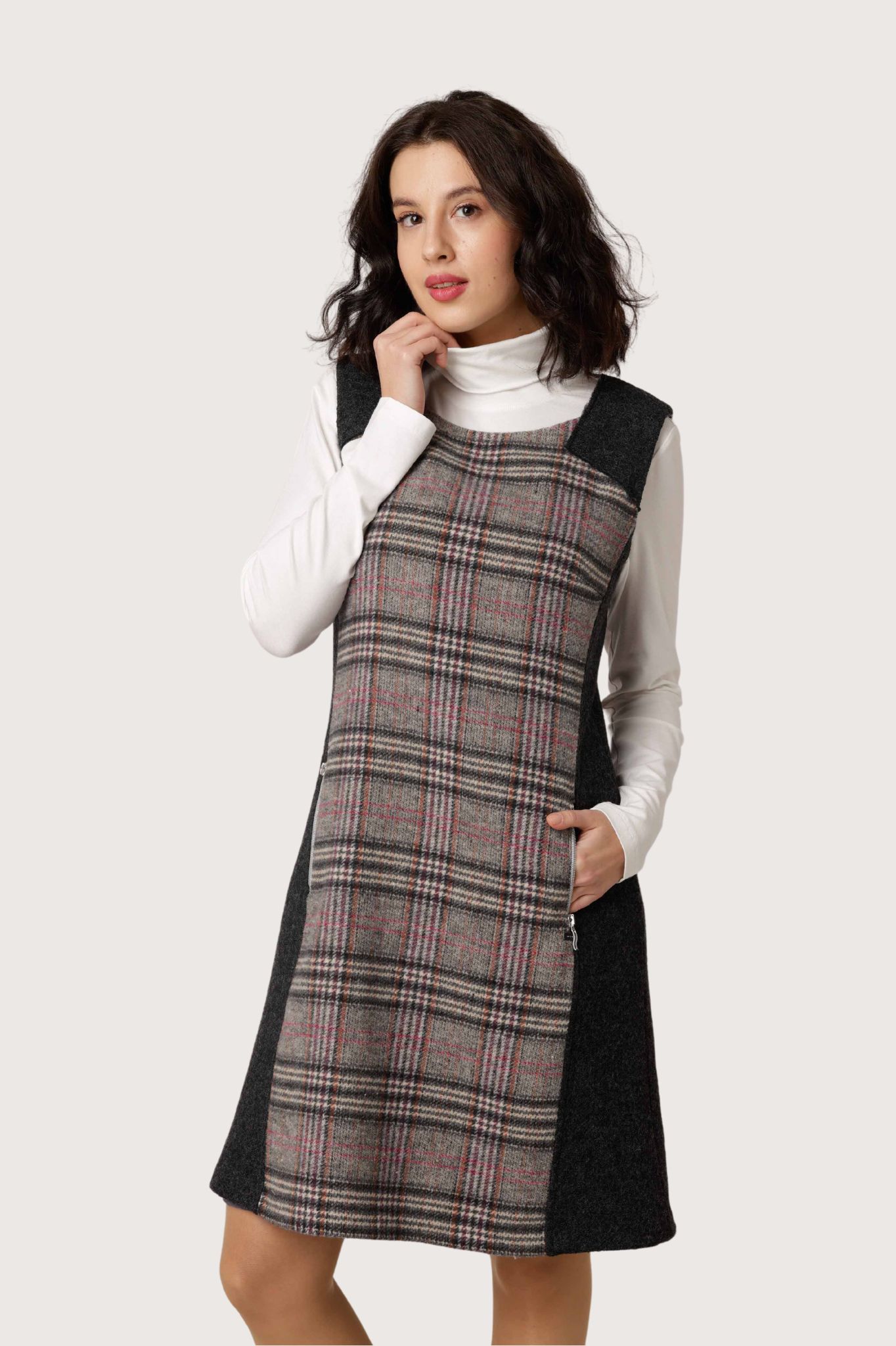Traegerkleid
