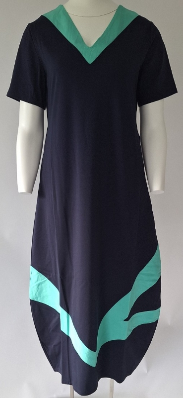 Kleid-Materialmix